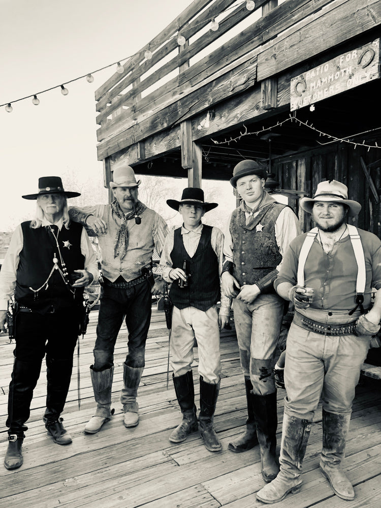 Gun Slingers