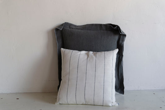 Dark & Light Pillow Combo